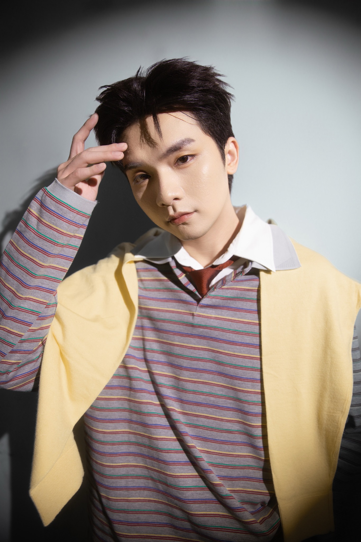 "Thanh Tân" khuấy đảo mùa Tết, Vương Bình lập loạt thành tích ấn tượng trên mọi nền tảng - 1