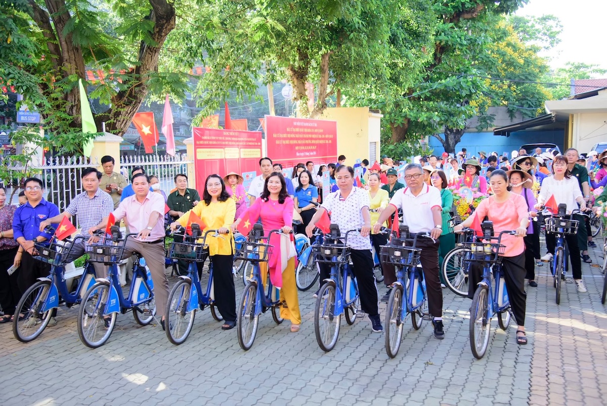 khi the soi noi tai tp.hcm truoc ngay bau cu 15/3 - 8