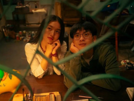  - Cảm Ơn Người Đã Thức Cùng Tôi lội ngược dòng ngoạn mục với vị trí Top 2 phòng vé phim Tết