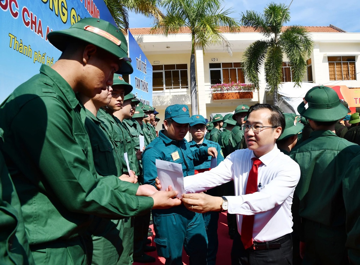 Hội trại tòng quân năm 2026: Tiếp lửa thanh niên lên đường bảo vệ tổ quốc - 12