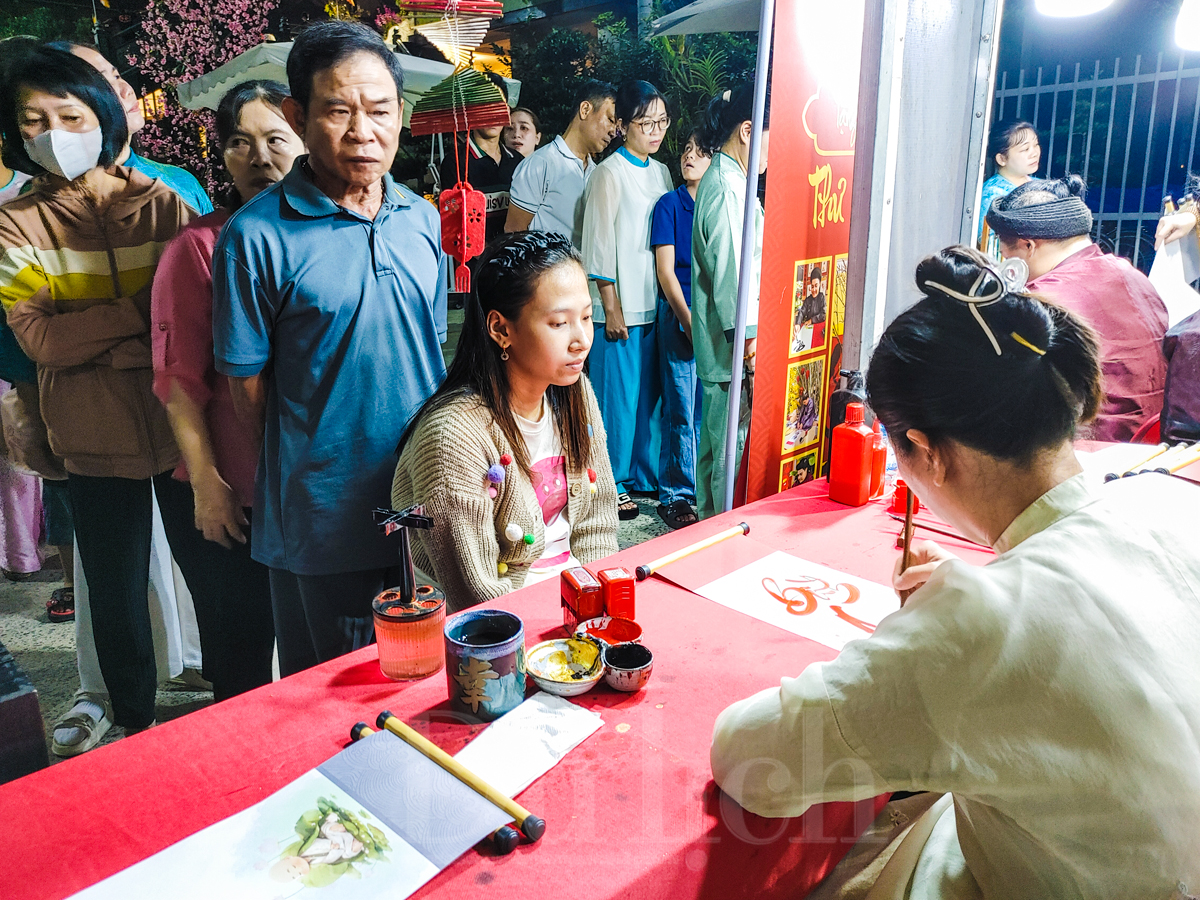 Đầu xuân, hành hương về chiêm bái Phật Cô đơn - 7