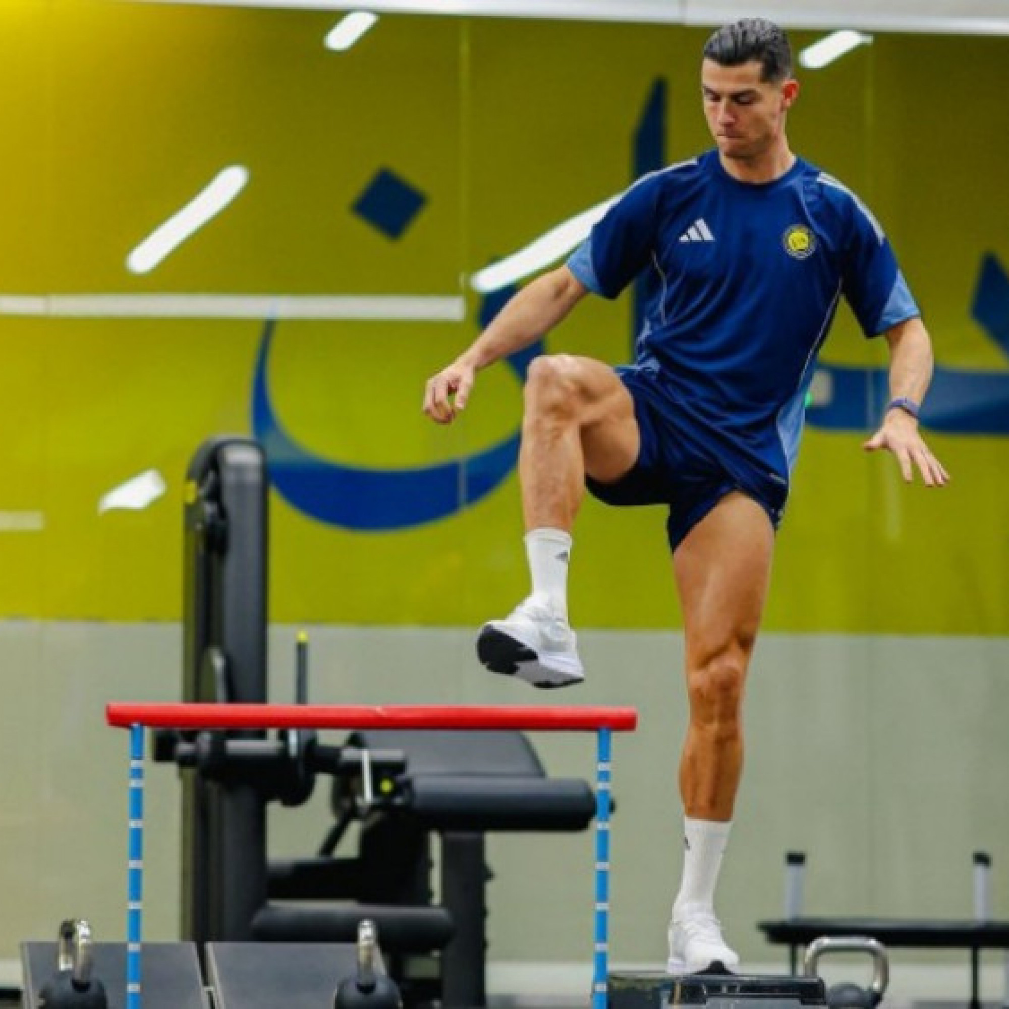  - Ronaldo vẫn ở Al Nassr tập luyện bình thường, hỗn loạn thông tin chấn thương