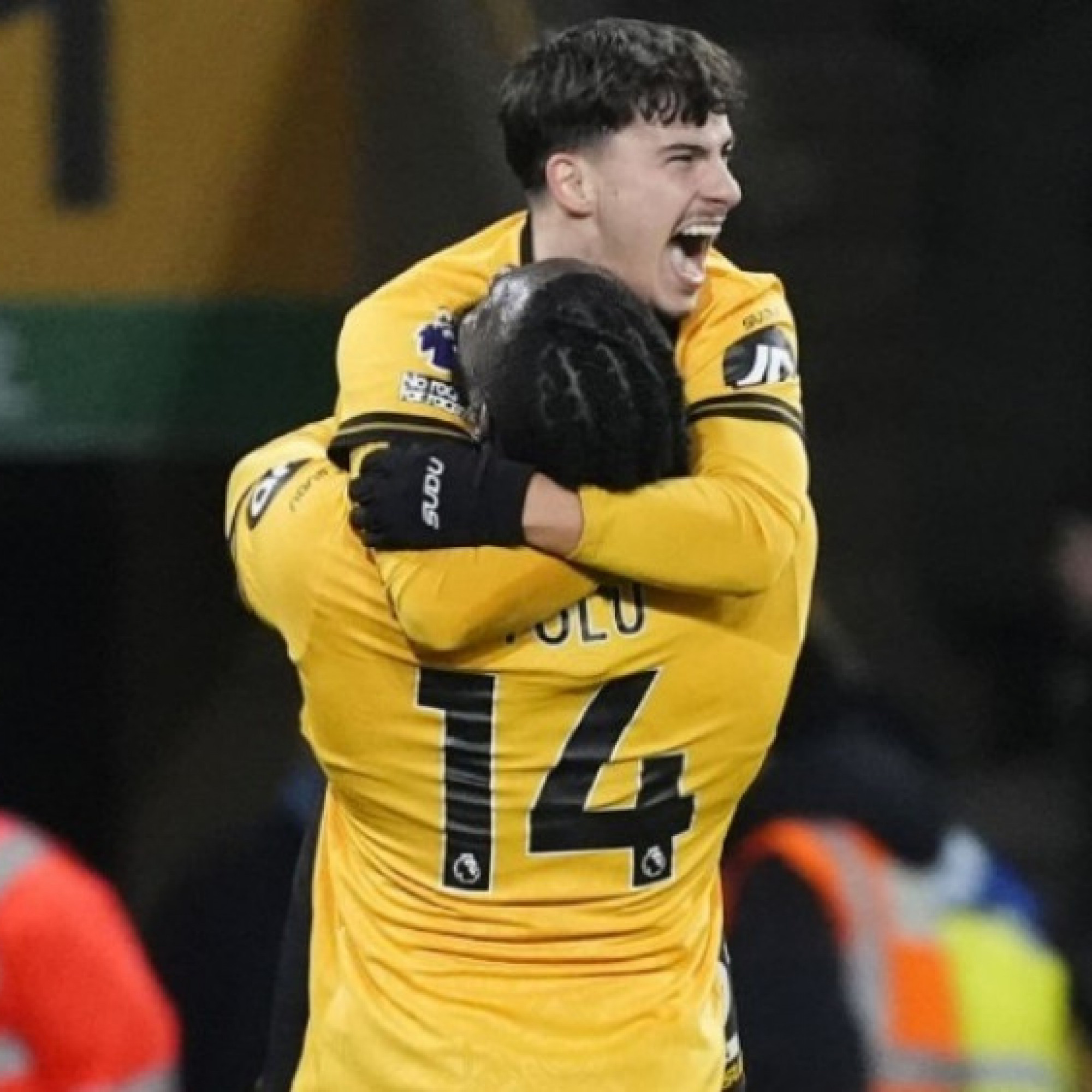  - Nóng bảng xếp hạng Ngoại hạng Anh: Liverpool hụt hơi đua top 4, "thổi lửa" đua trụ hạng