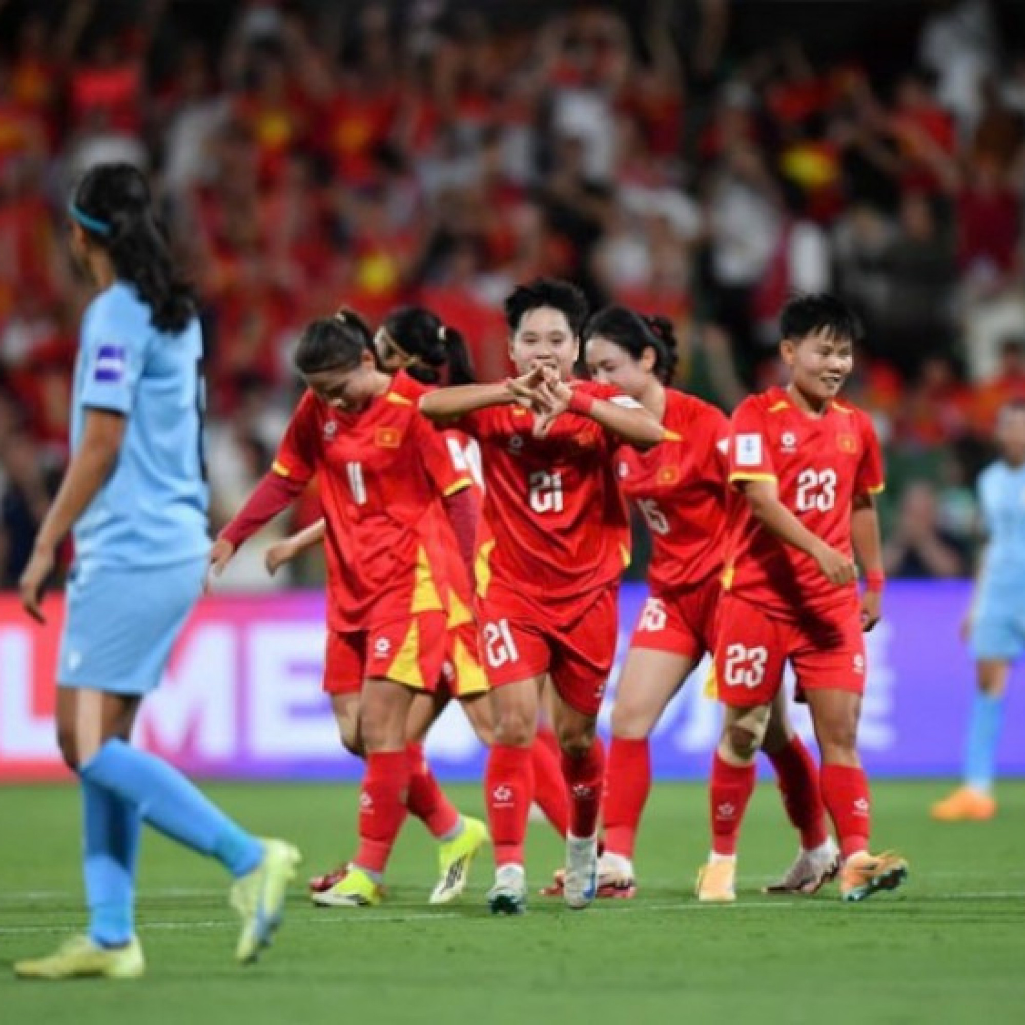  - Trực tiếp bóng đá ĐT nữ Việt Nam - Ấn Độ: Vạn Sự ghi cú đúp bùng nổ (Asian Cup) (Hết giờ)