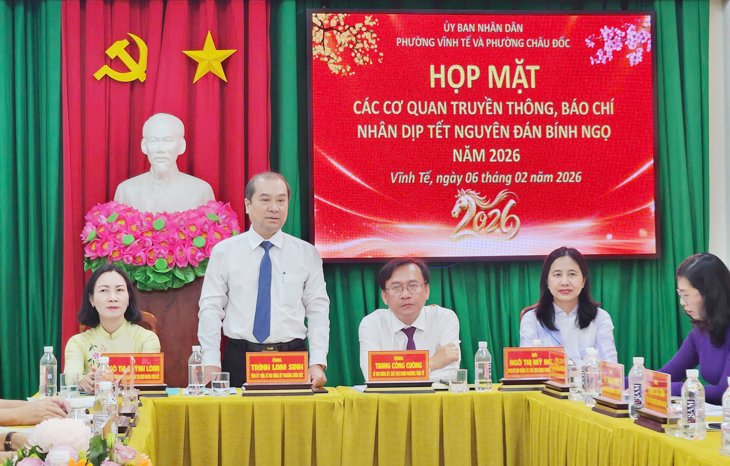 Năm cam kết của Bí thư phường Châu Đốc - 1