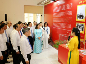  - Cần Thơ trưng bày chuyên đề bầu cử với chủ đề  'Ý Đảng - Lòng dân'