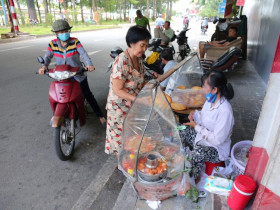  - Lấn chiếm vỉa hè và nỗi trăn trở của Bí thư TP.HCM