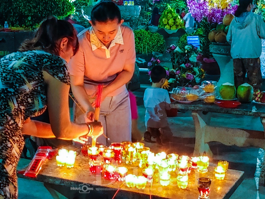 Đầu xuân, hành hương về chiêm bái Phật Cô đơn - 6