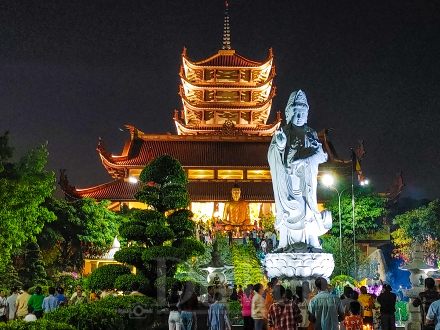 Đầu xuân, hành hương về chiêm bái Phật Cô đơn - 5