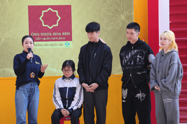 Ốc Thanh Vân, Hậu Hoàng bật khóc, Cường Seven lặng người trước những phận đời kém may mắn - 4