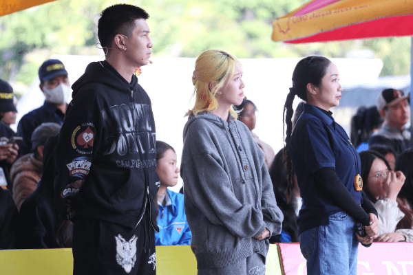 Ốc Thanh Vân, Hậu Hoàng bật khóc, Cường Seven lặng người trước những phận đời kém may mắn - 5