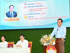  - Bí thư Trần Lưu Quang: Khuyến khích chuyển đổi phương tiện xăng, dầu sang chạy điện, nhưng tránh đột ngột