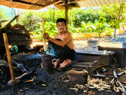  - Về Đất Rồng nơi ngọn lửa hồng tôi luyện bản tình ca của thép