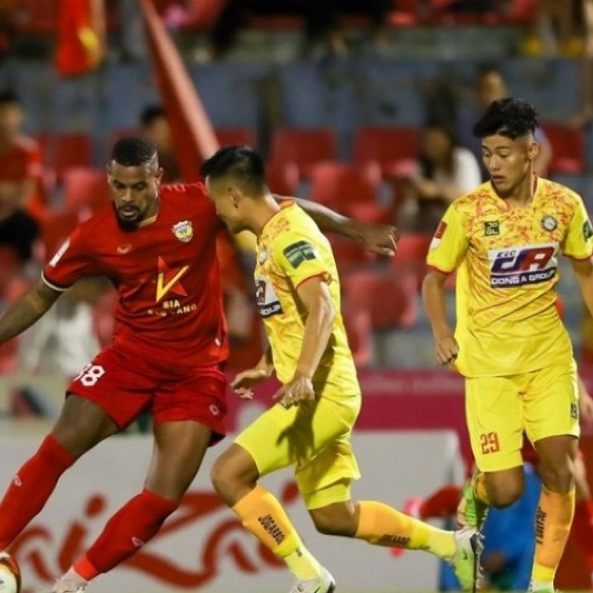  - Trực tiếp bóng đá Thanh Hóa - Hà Tĩnh: Thử thách lớn cho chủ nhà (V-League)