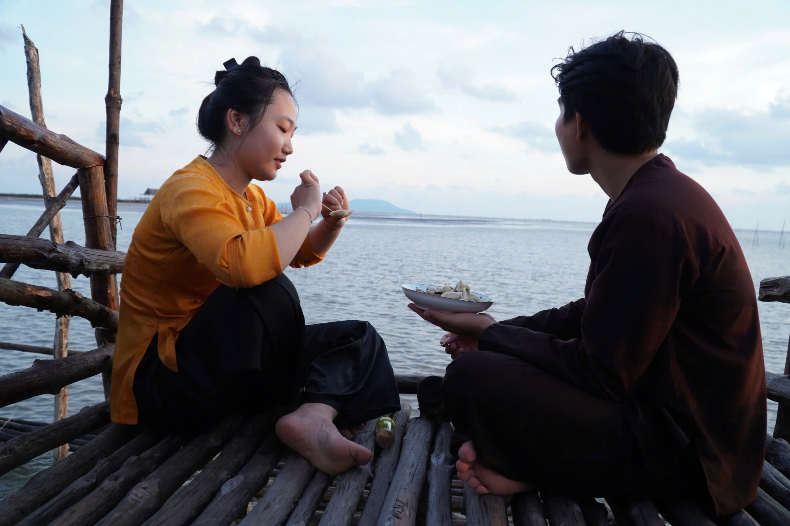 Bí thư Cà Mau: Đổi mới giáo dục, y tế phải thực chất, mạnh mẽ nhưng thận trọng, khoa học - 2