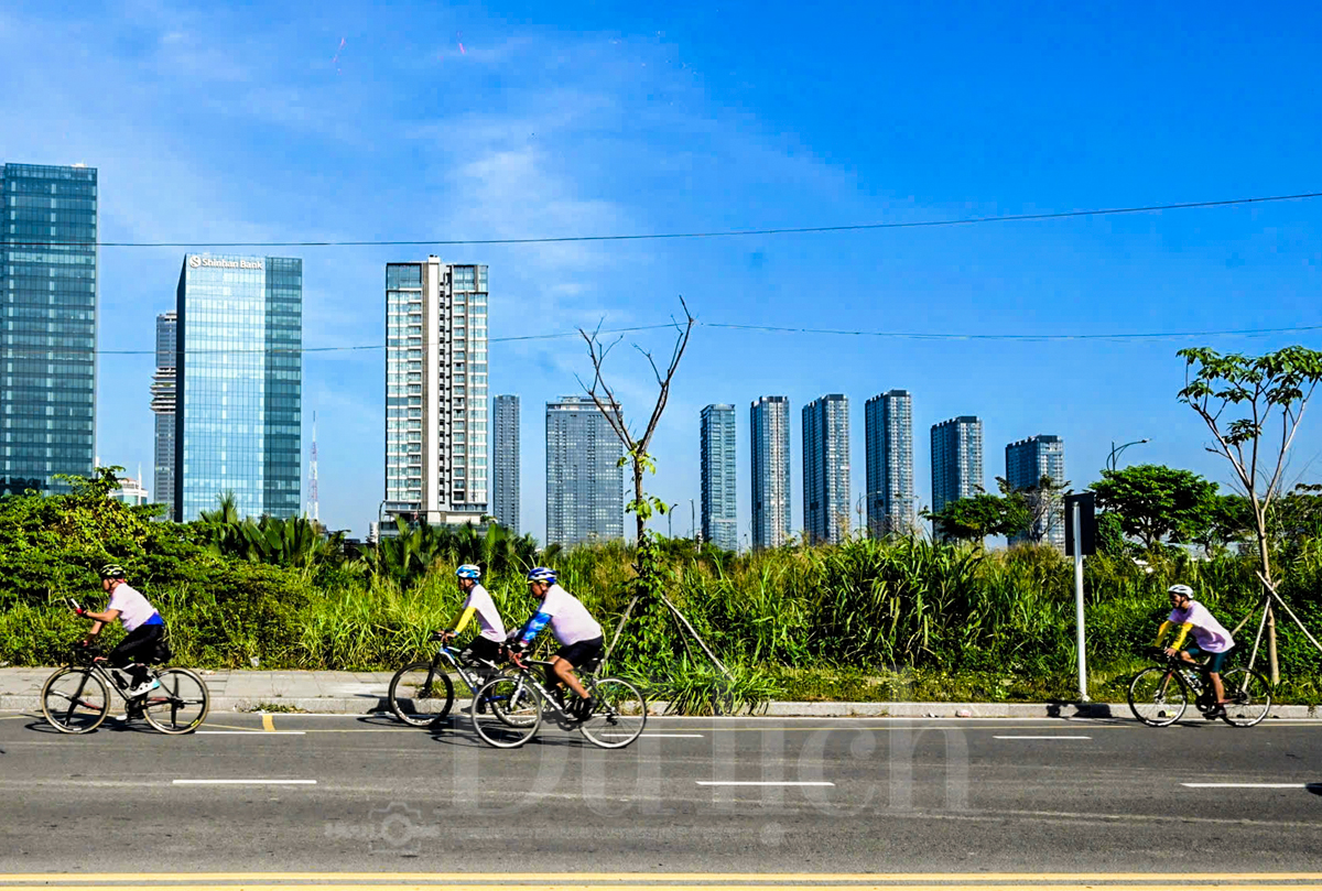 Đạp xe kết nối hữu nghị, lan tỏa thông điệp xanh giữa lòng thành phố - 8