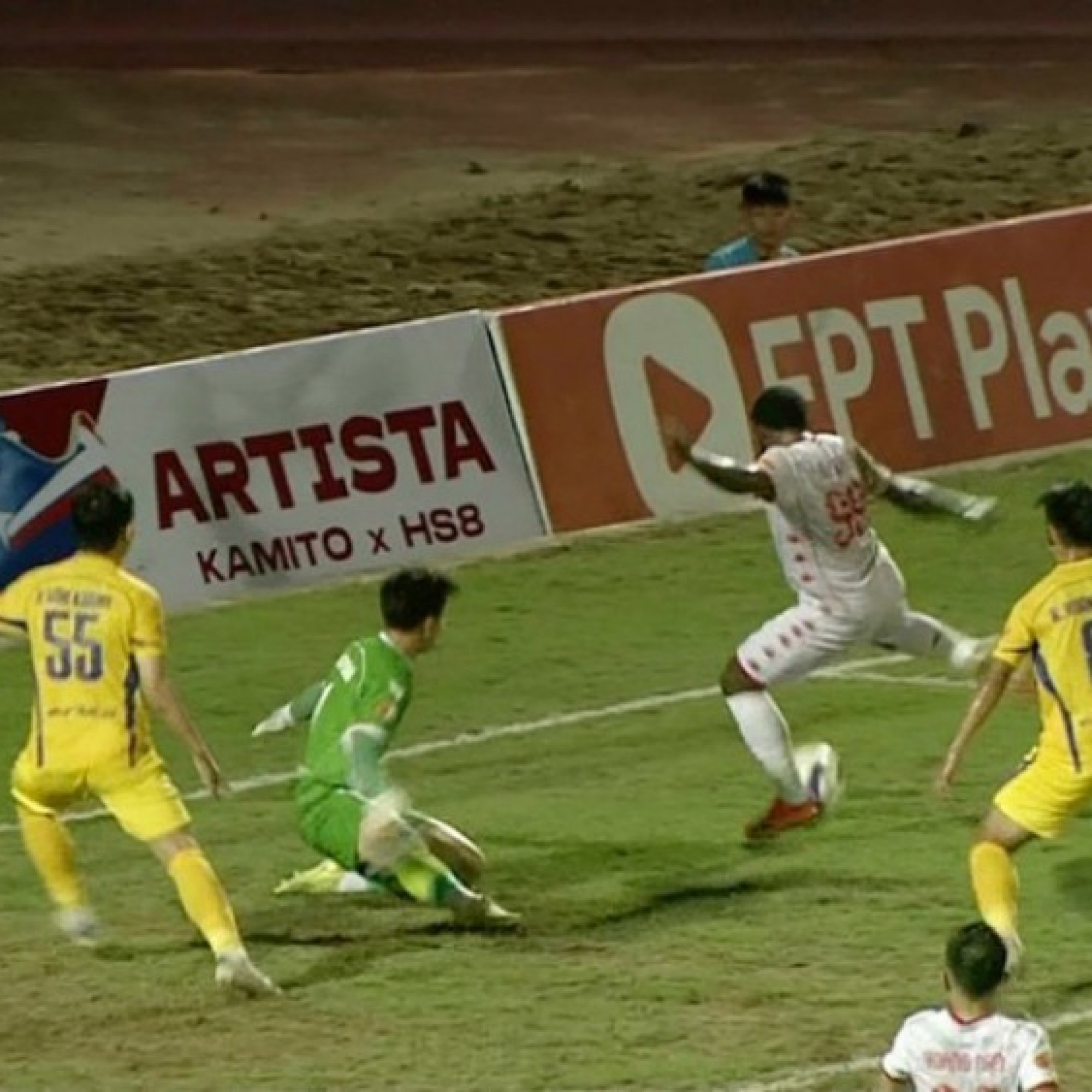  - Video bóng đá Sông Lam Nghệ An - Hải Phòng: Trả giá vì sai lầm (V-League)