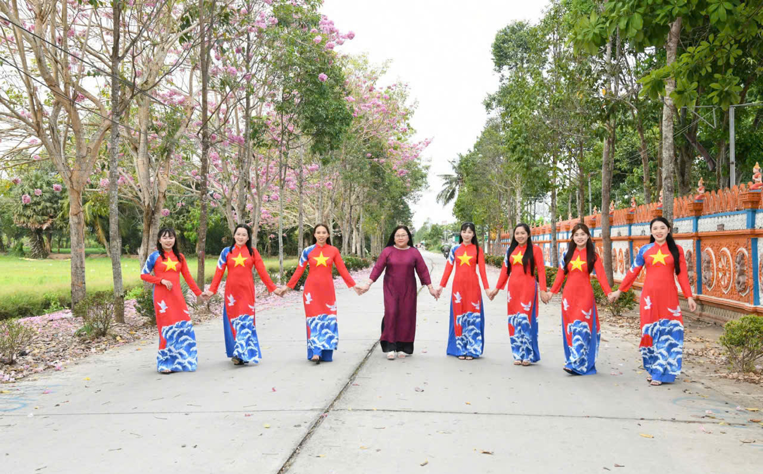 Thêm nhiều điểm check-in hoa kèn hồng tuyệt đẹp ở Cần Thơ - 3