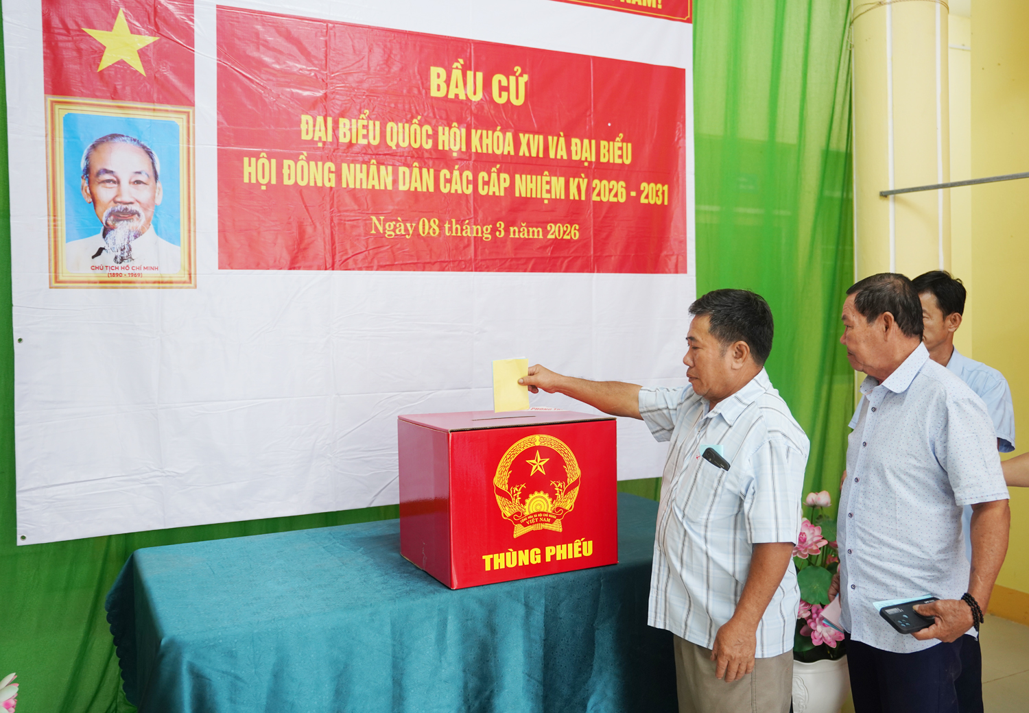 An Giang bầu cử sớm tại đặc khu Thổ Châu - 2