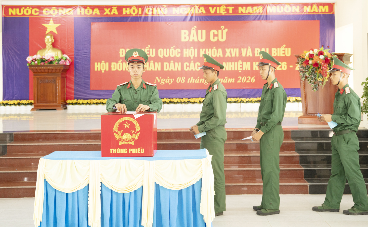 An Giang bầu cử sớm tại đặc khu Thổ Châu - 7