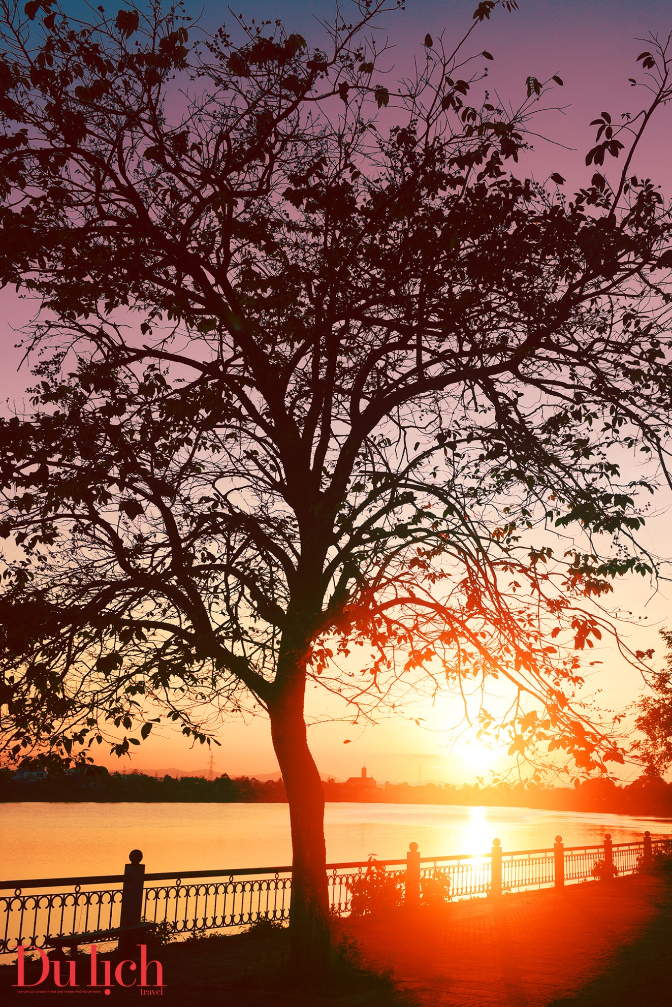 hoang hon tren dong song dak bla - ban tinh ca giua pho nui cao nguyen quang ngai - 3