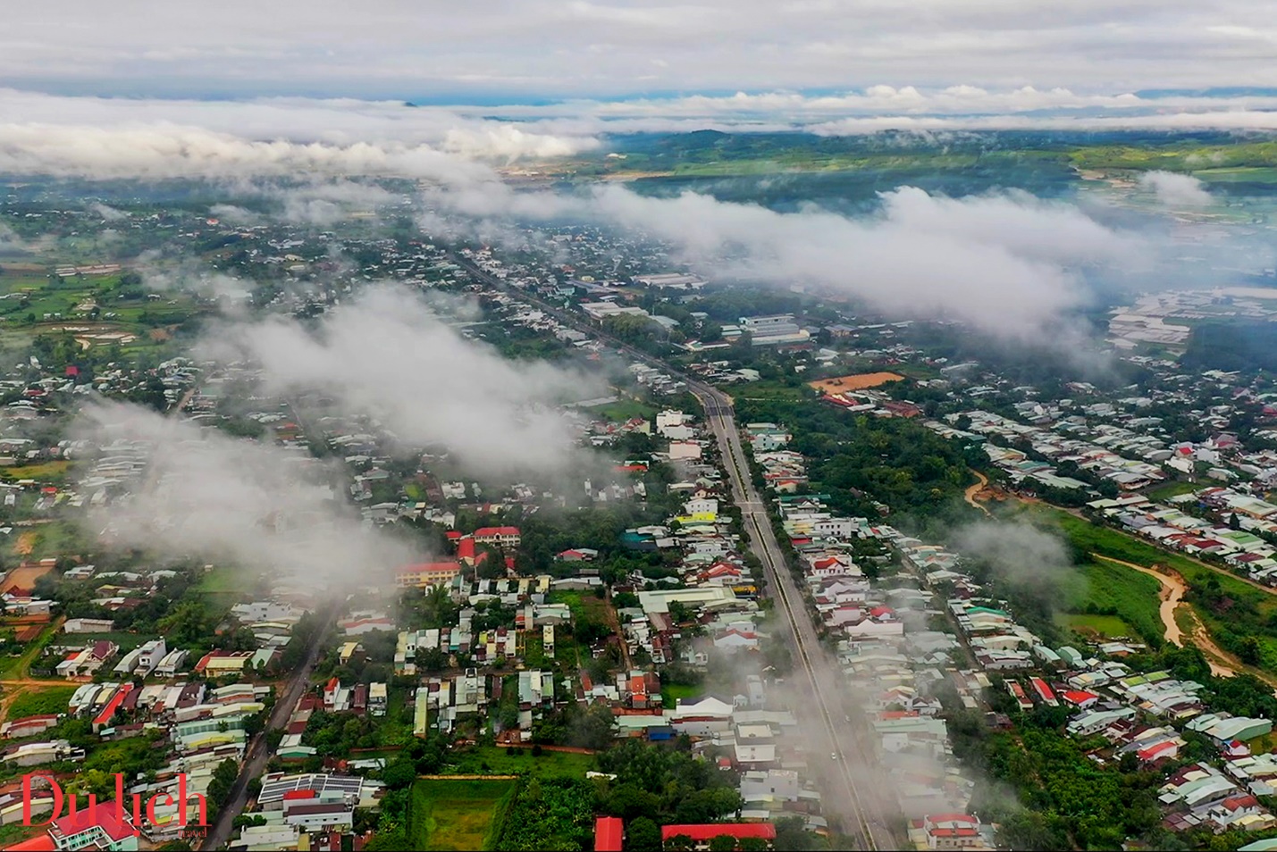 hoang hon tren dong song dak bla - ban tinh ca giua pho nui cao nguyen quang ngai - 6