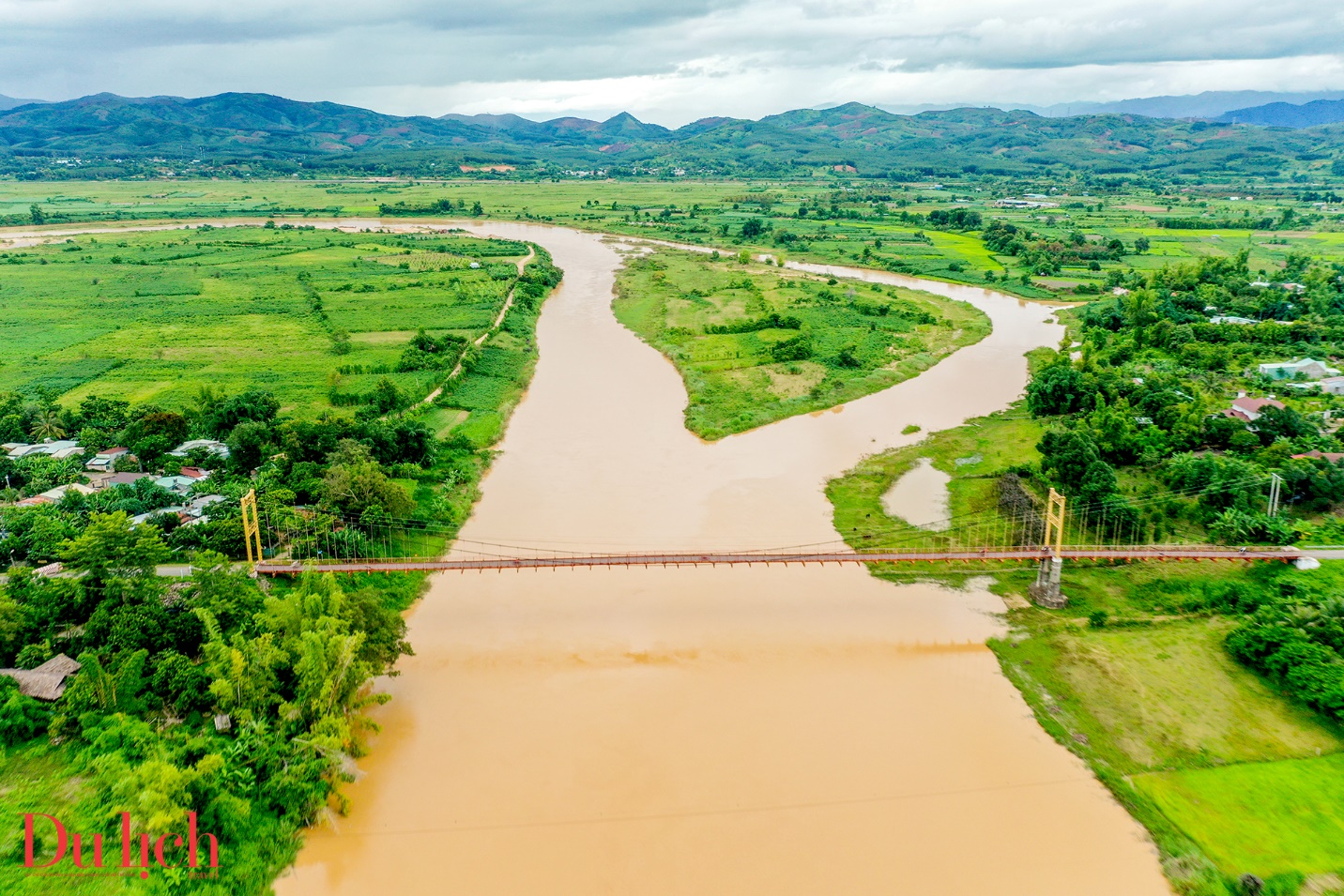 hoang hon tren dong song dak bla - ban tinh ca giua pho nui cao nguyen quang ngai - 19