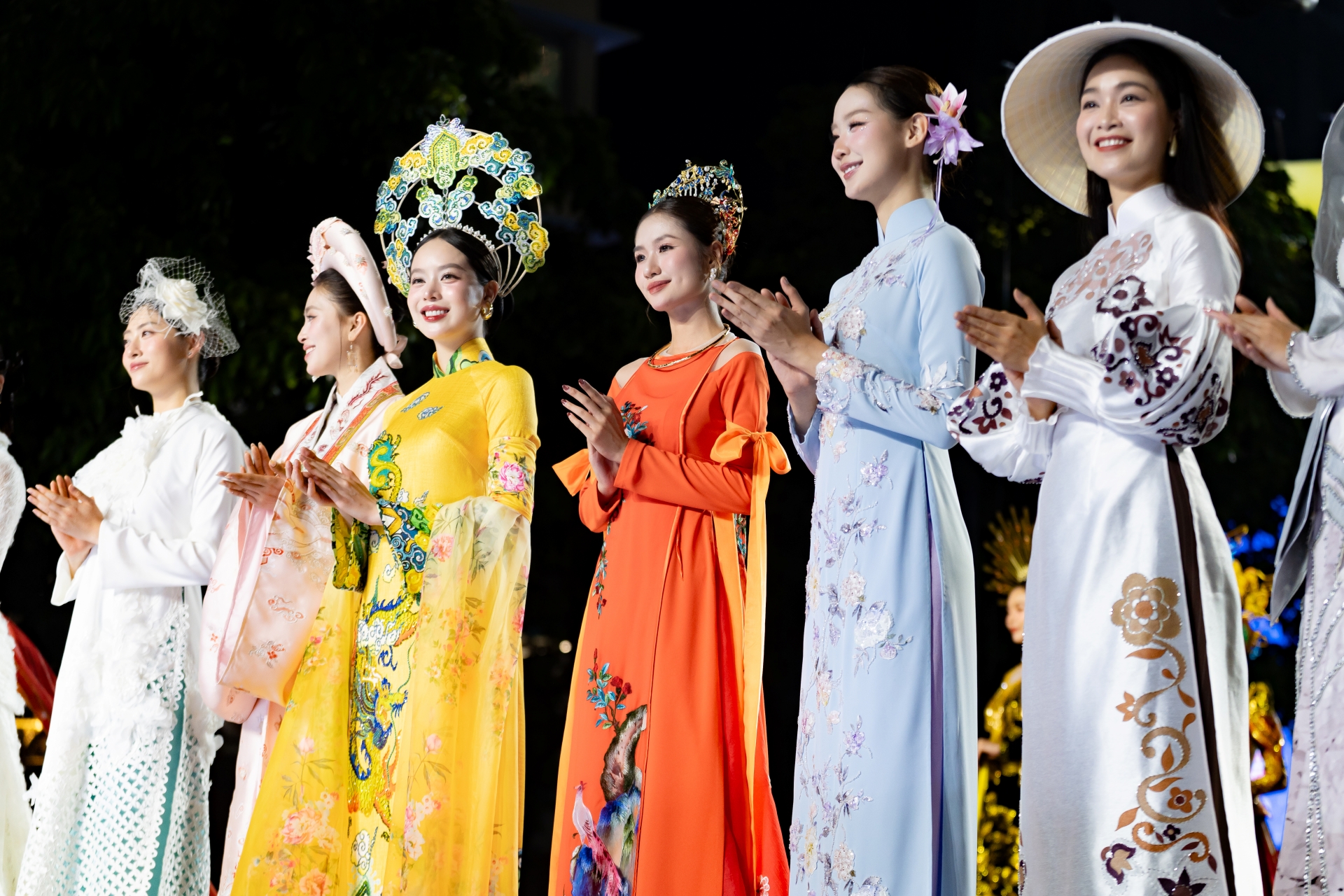 Phú Quý Niên Hoa: Món quà nghệ thuật đưa văn hóa dân tộc đến với bạn bè quốc tế - 1