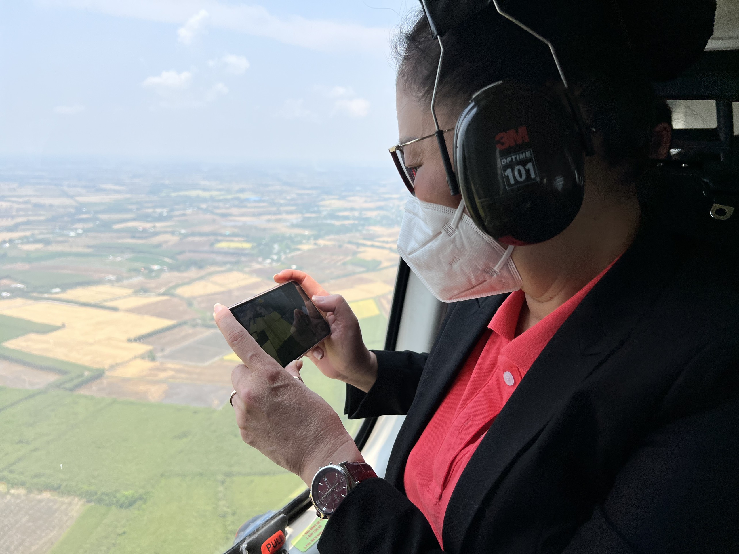 Từ ngày 11/3, du khách sẽ được trải nghiệm du lịch trực thăng tại TP.HCM - 1