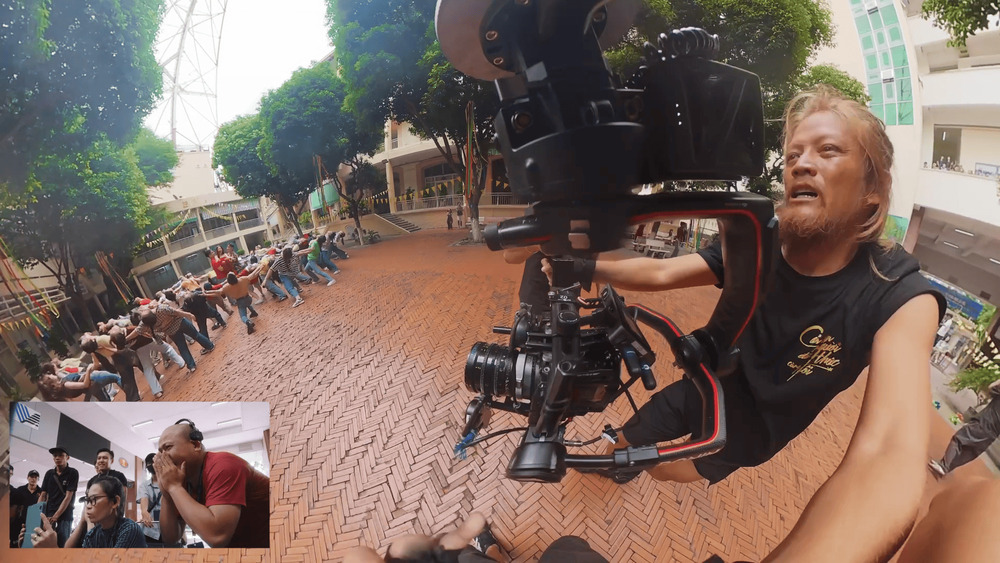 Hé lộ hậu trường đại cảnh oneshot trong "Cảm ơn người đã thức cùng tôi": 350 người phối hợp, hơn 30 lần quay - 2