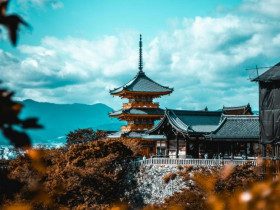  - Kyoto siết thuế lưu trú kỷ lục, lâu đài Himeji tăng gấp rưỡi vé tham quan