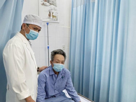  - Bệnh viện ĐKTW Cần Thơ thay 2 khớp háng cùng lúc bằng đường mổ ít xâm lấn