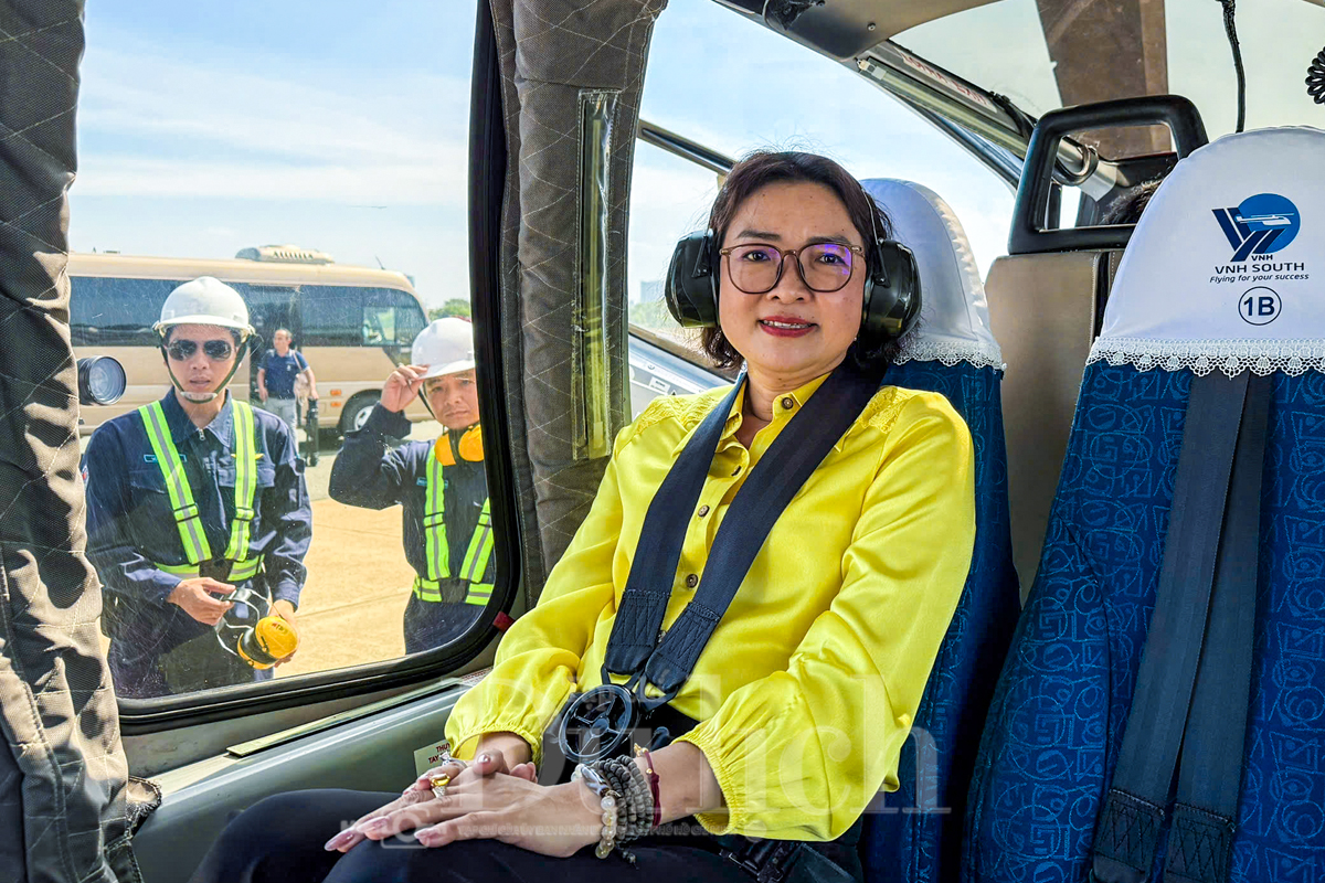 Ngắm thành phố từ tầng mây với hành trình bay trực thăng mới - 3