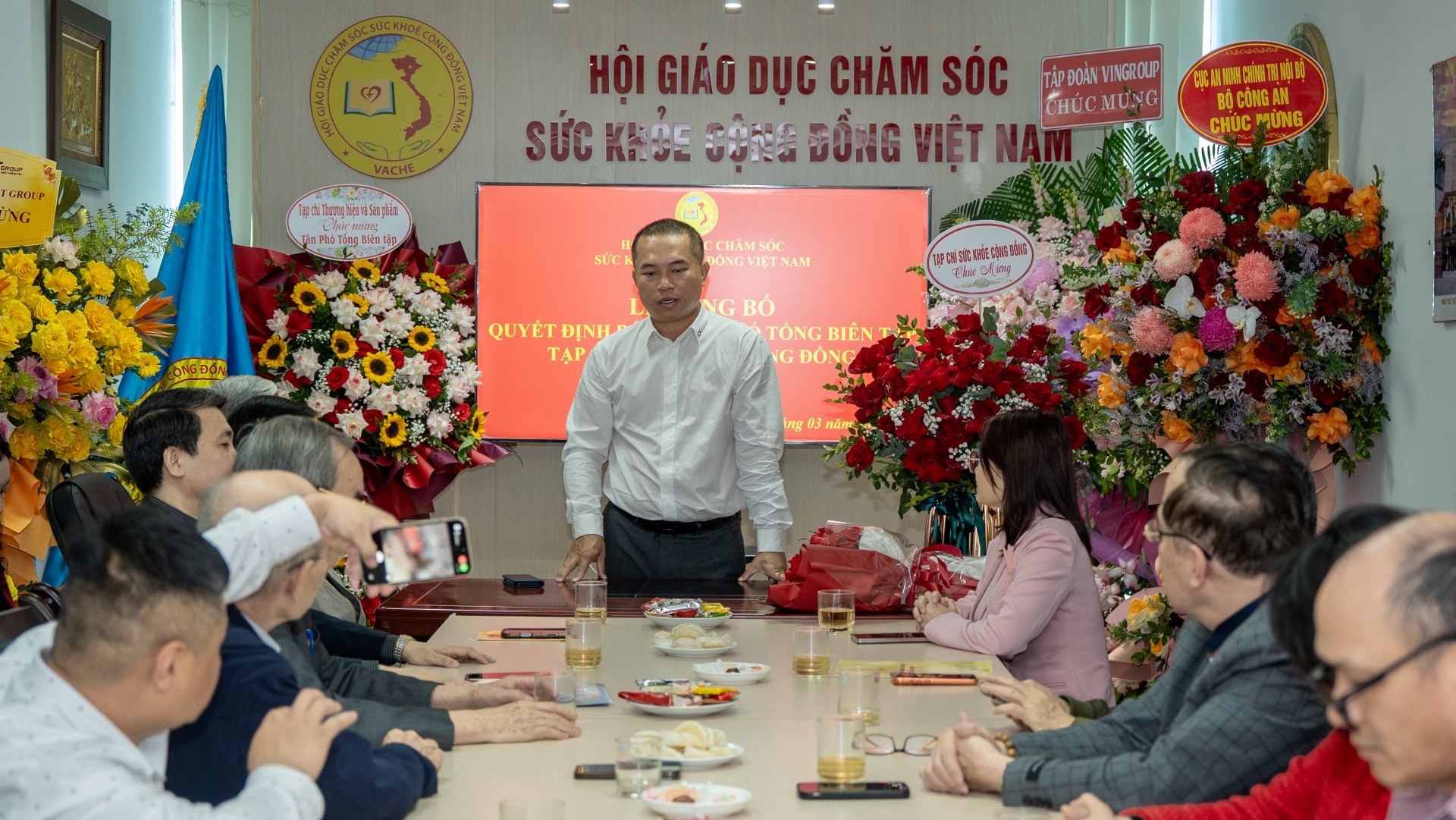 Tạp chí Sức Khỏe Cộng Đồng có tân Phó Tổng Biên tập - 2