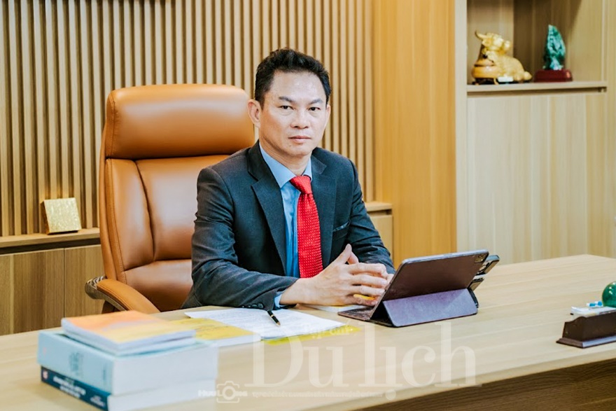 Ứng cử viên Nguyễn Vinh Huy: Khát vọng đưa hơi thở thực tiễn vào nghị trường - 5