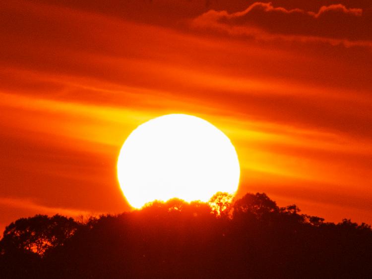 Hoàng hôn đầy chất thơ ở thiên đường nghỉ dưỡng Măng Đen