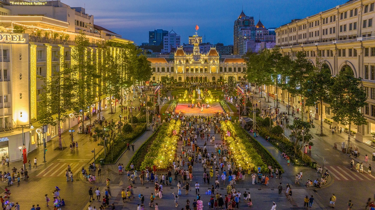 TP.HCM tìm động lực tăng trưởng hai con số trong bối cảnh biến động kinh tế toàn cầu - 2