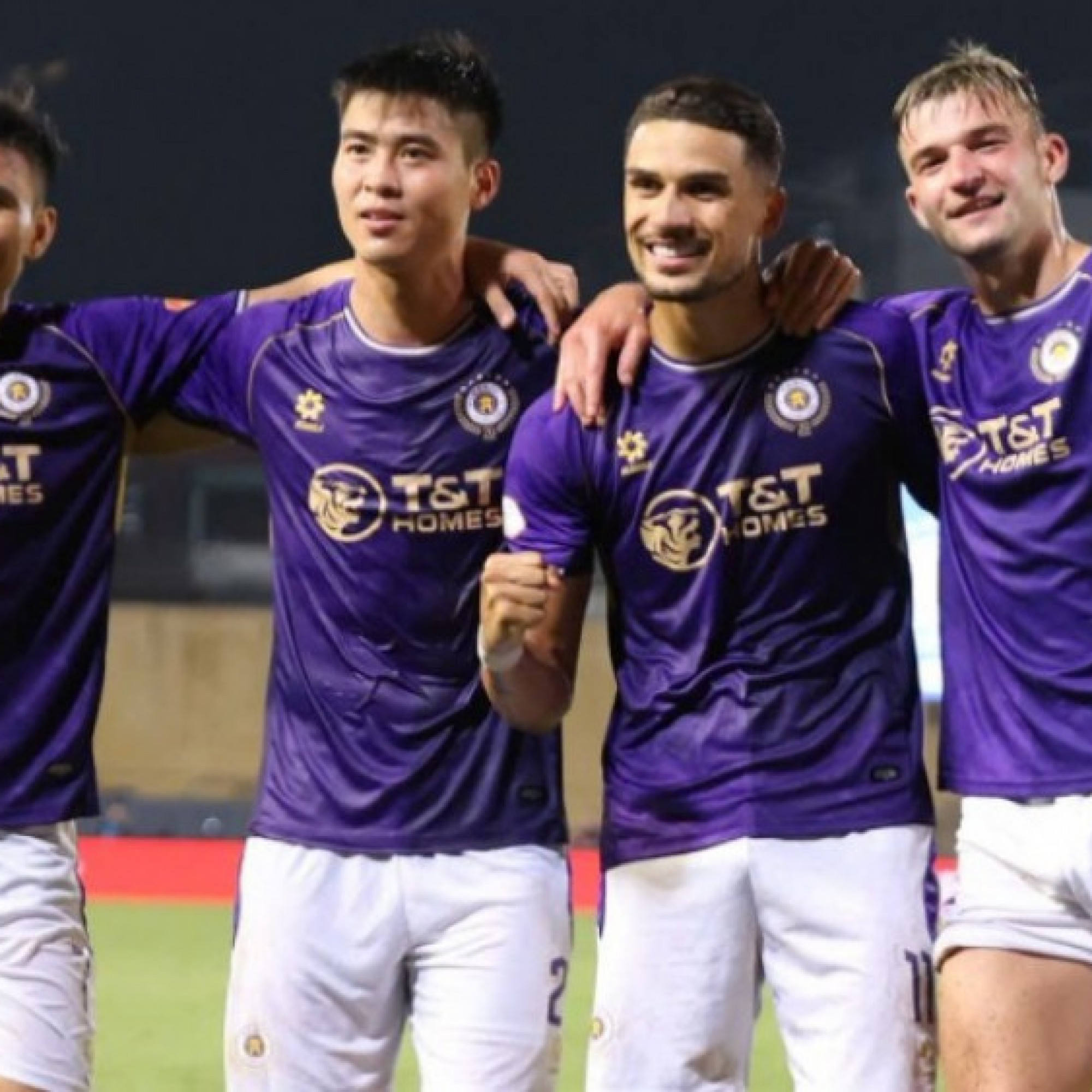  - Trực tiếp bóng đá Hà Nội - SLNA: Hai Long ghi bàn không được công nhận (V-League)