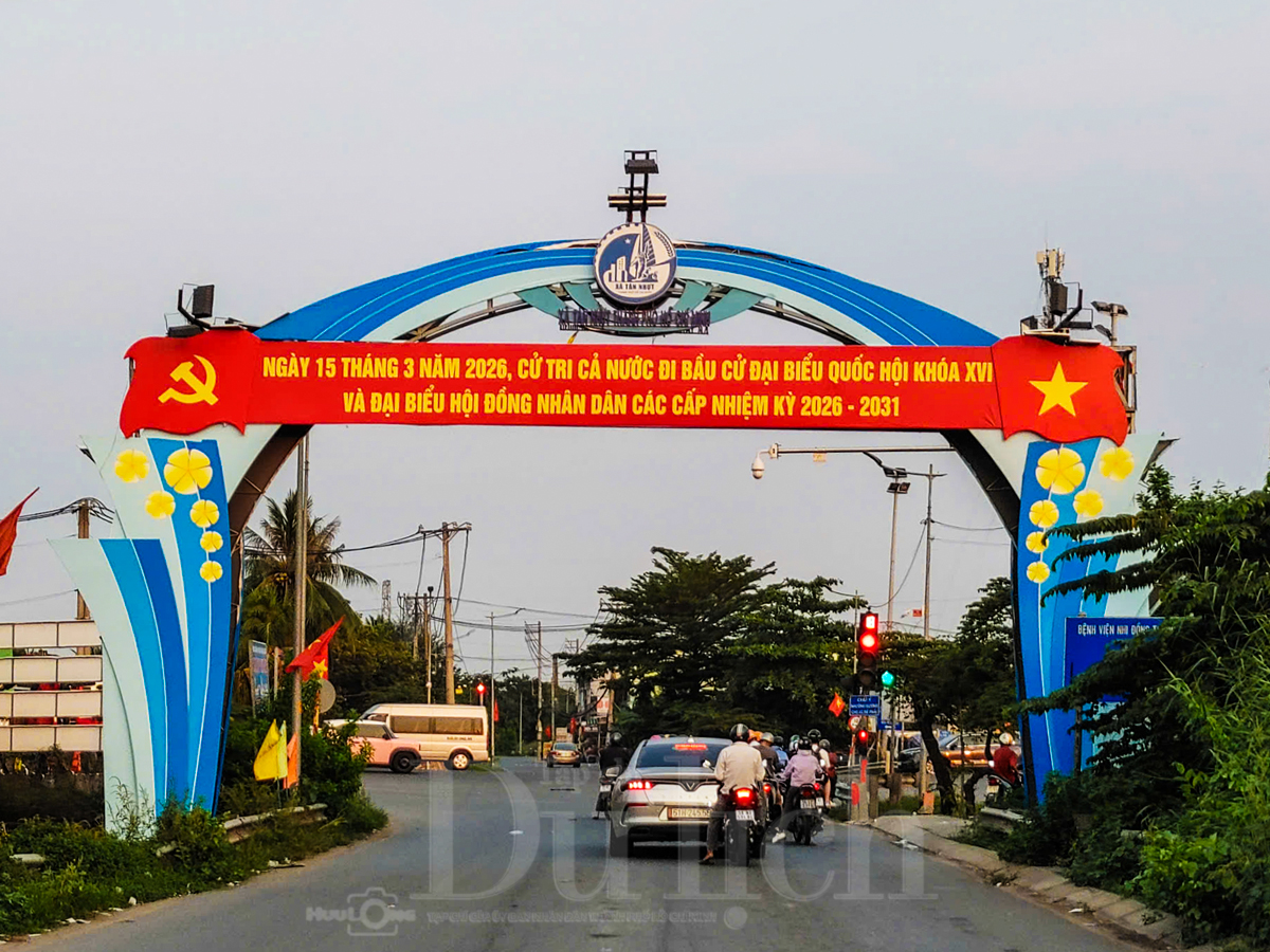 Rạng rỡ cờ hoa, TP.HCM sẵn sàng cho ngày hội non sông - 5