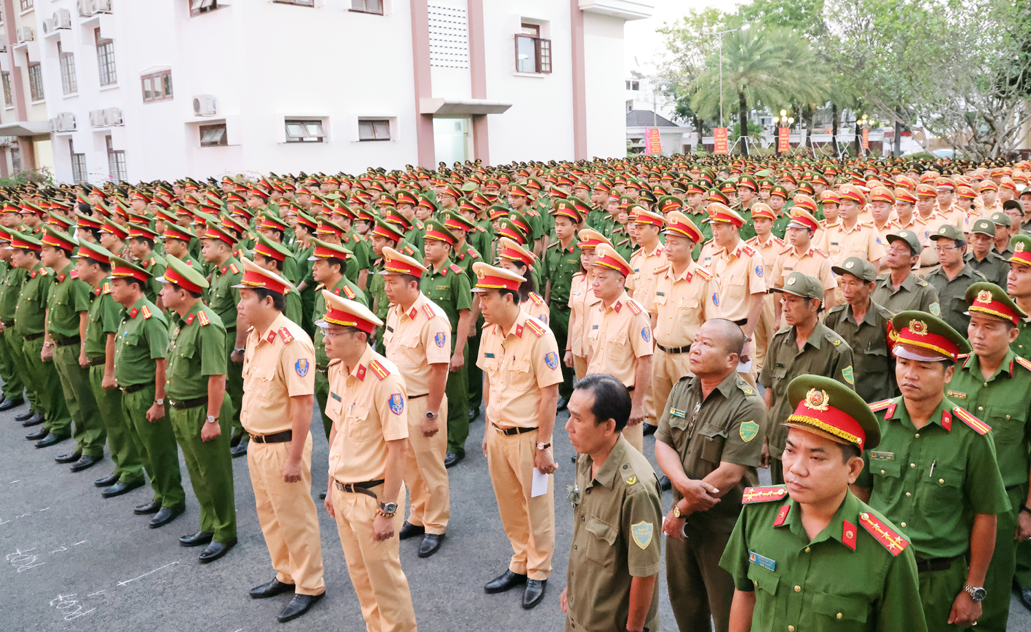 Bầu cử sớm tại Công an TP Cần Thơ - 4