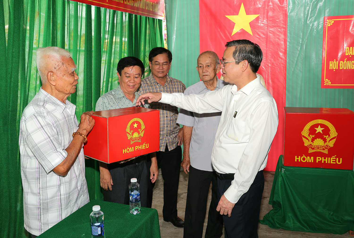 Bầu cử sớm tại Công an TP Cần Thơ - 8