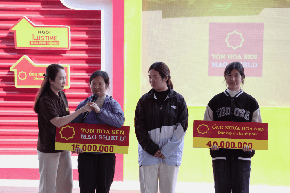 MC Thanh Thảo, Hằng BingBoong và Nguyễn Đình Triệu xót xa người phụ nữ gồng gánh nuôi 2 con sau khi chồng mất - 4