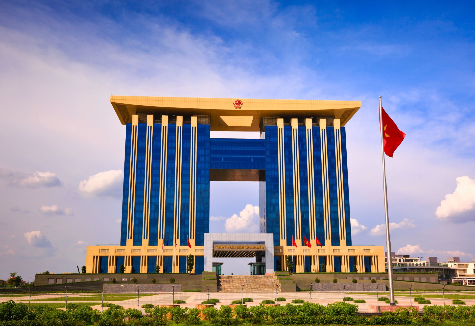 la phieu hom nay gui gam khat vong vuon minh cua dat nuoc - 10