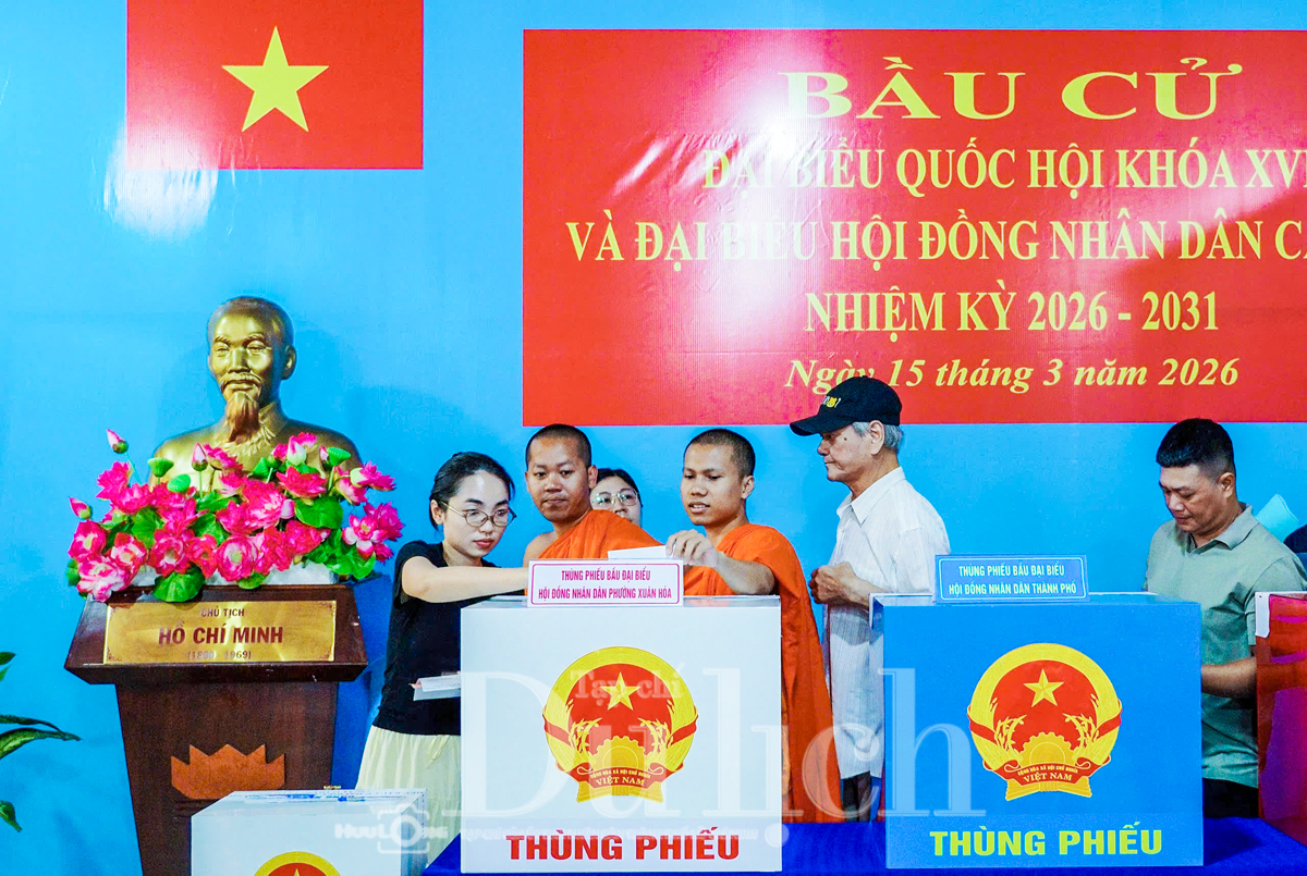 Nhịp đập đồng lòng của cử tri các dân tộc thành phố hướng về ngày hội của non sông - 5