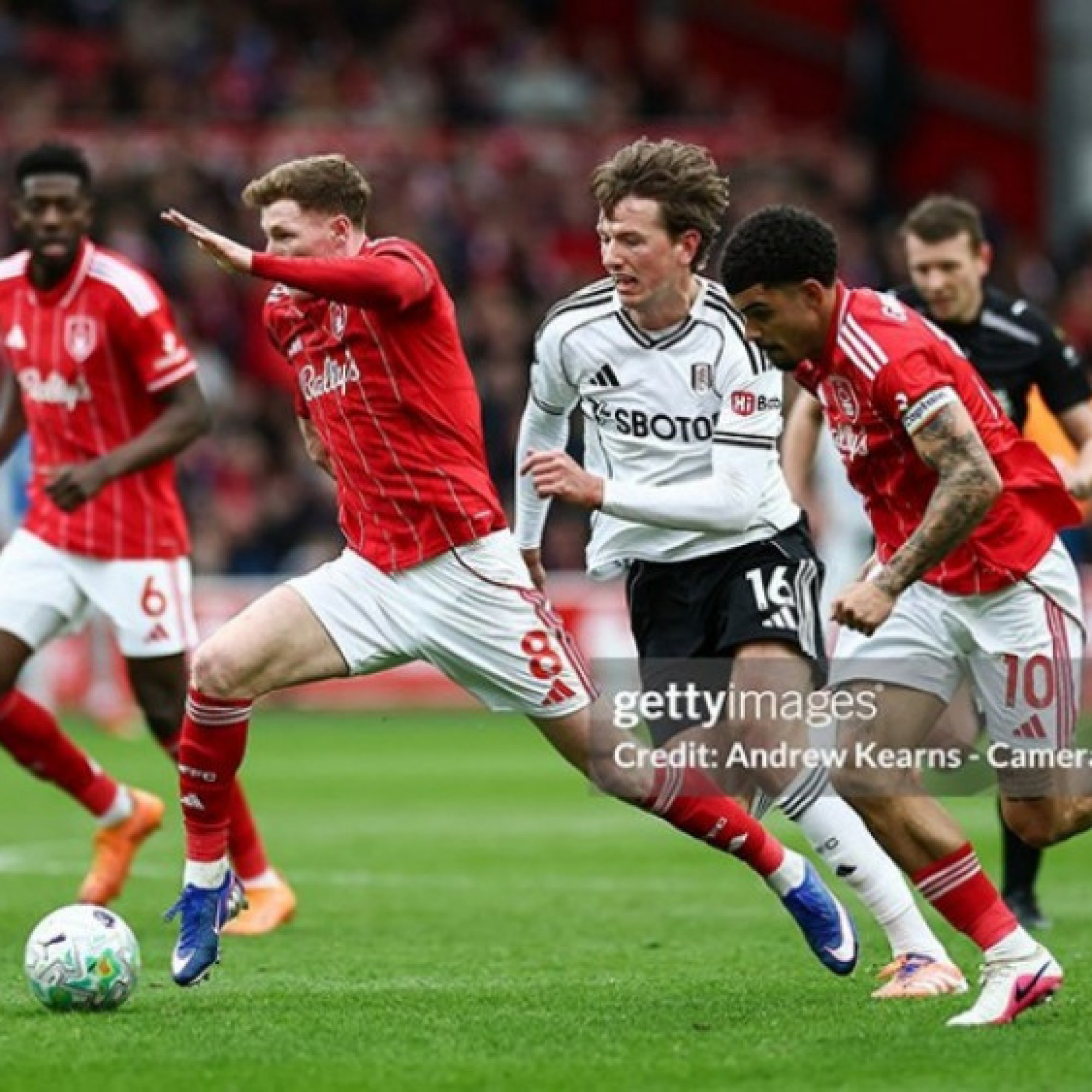  - Video bóng đá Nottingham Forest - Fulham: Thế trận bế tắc (Ngoại hạng Anh)