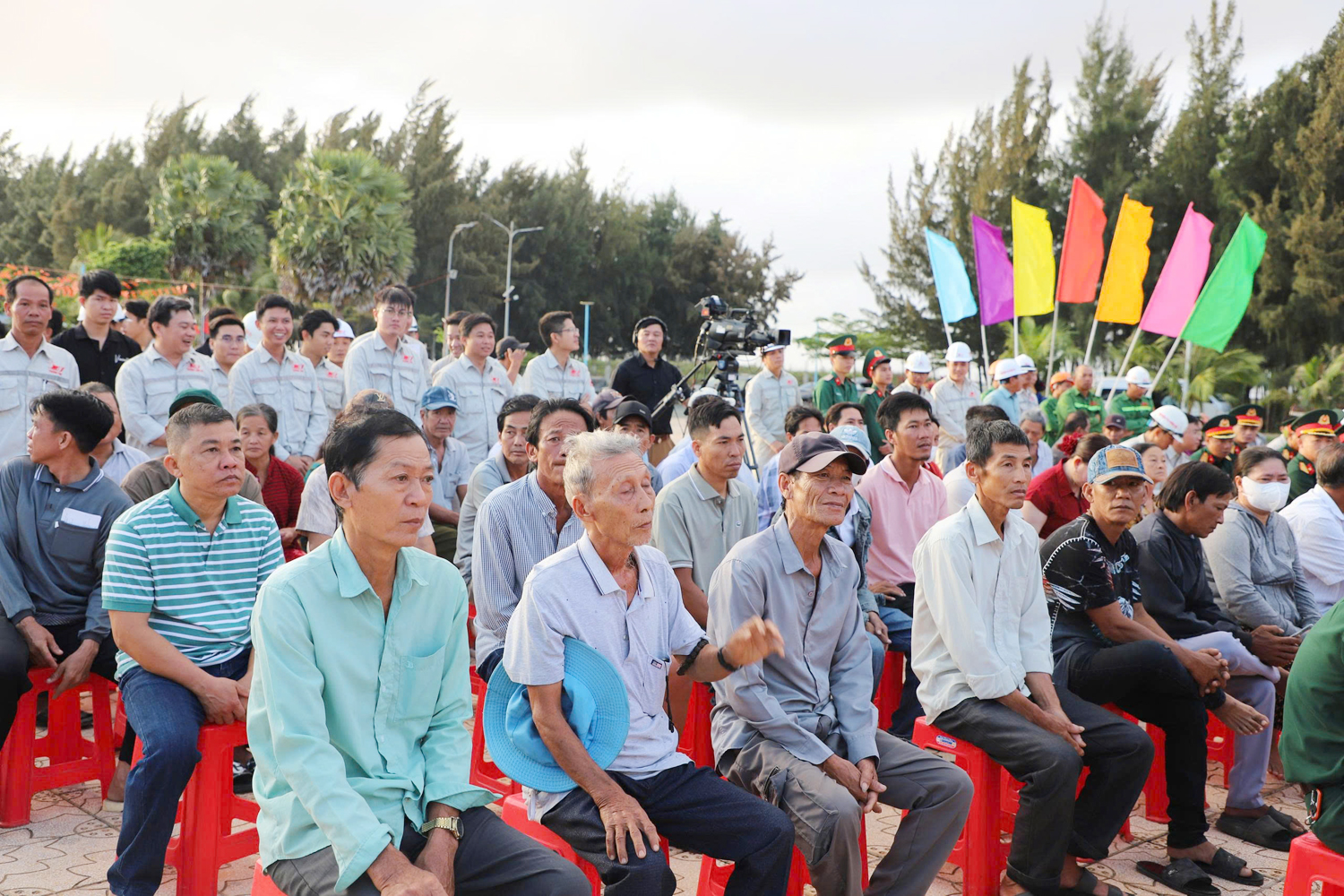 Lãnh đạo Trung ương và các tỉnh, thành bỏ phiếu cùng người dân miền Tây - 17