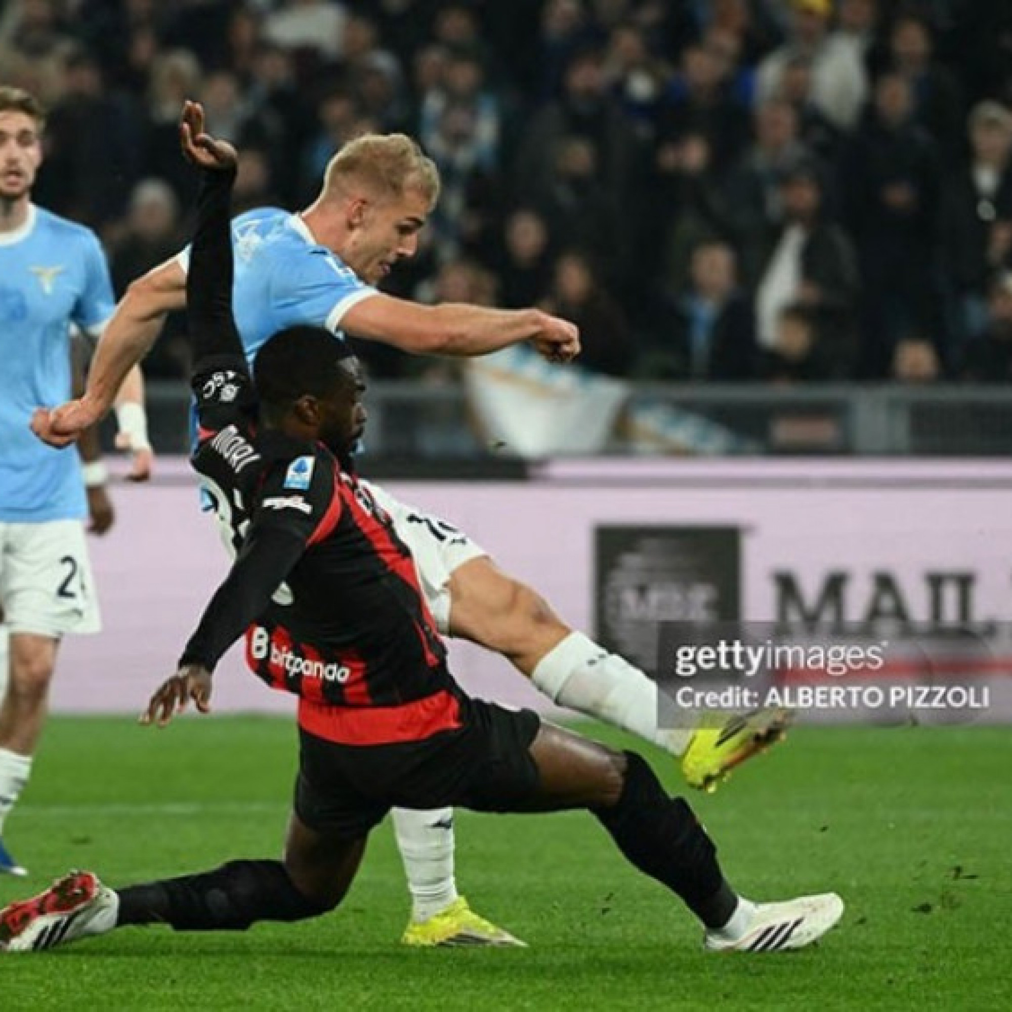  - Video bóng đá Lazio - AC Milan: So tài không khoan nhượng (Serie A)