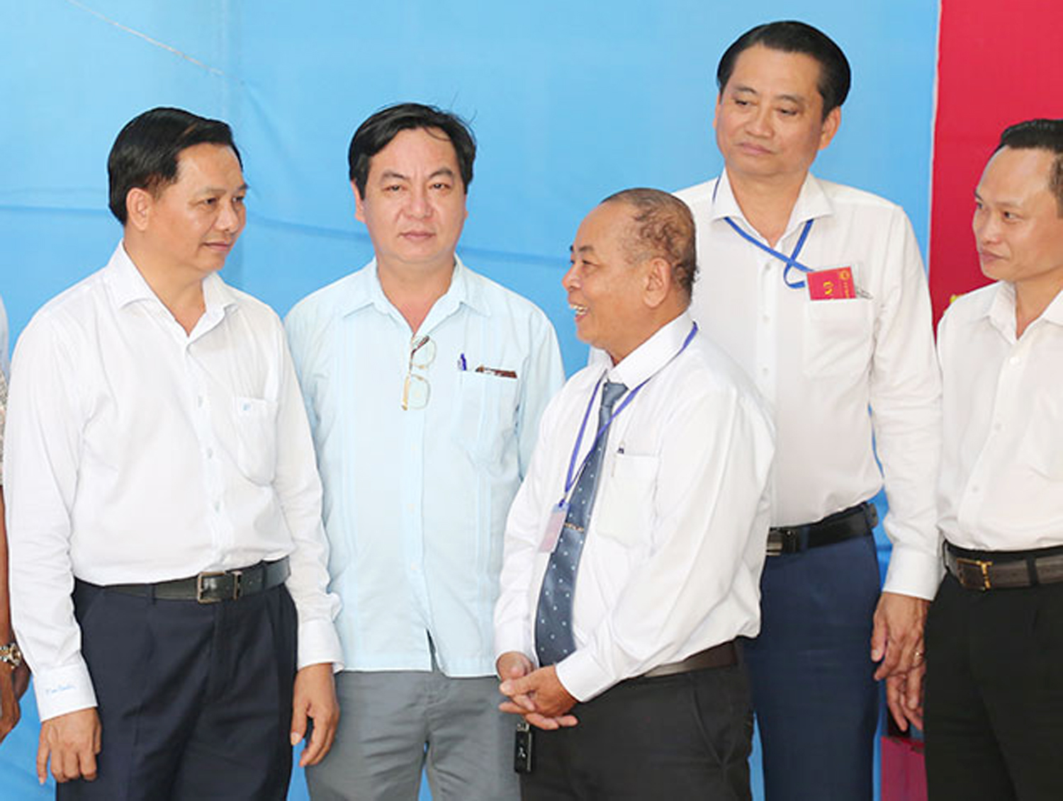 Vĩnh Long và Cà Mau có hơn 99,9% cử tri bỏ phiếu bầu - 1