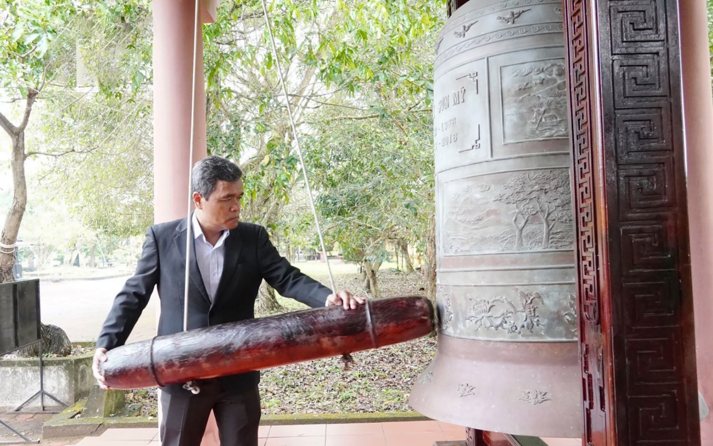 tuong niem 58 nam ngay 504 dong bao son my bi tham sat - 3