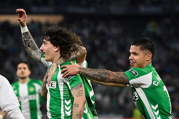Video bóng đá Real Betis - Celta Vigo: Antony & đồng đội mừng hụt phút 90+5 (La Liga) - 2